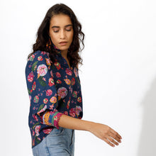 Load image into Gallery viewer, Hailey Blouse - Navy - EMILY LOVELOCK