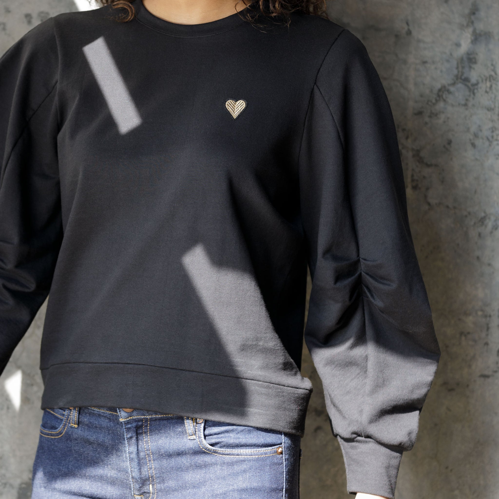 Jemma Sweatshirt - Black - EMILY LOVELOCK