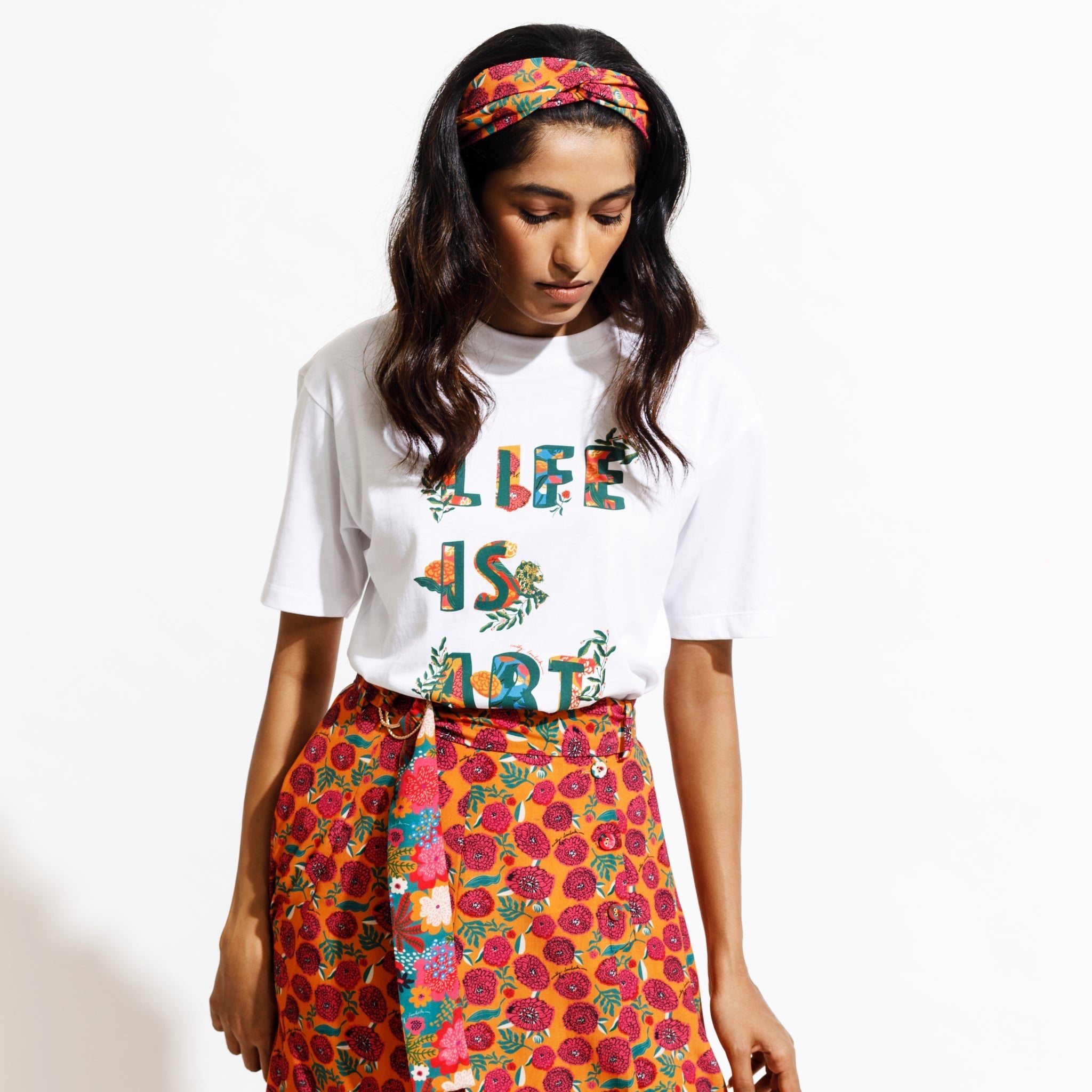 Kate T-Shirt "Life is Art" - White - EMILY LOVELOCK