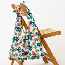 Load image into Gallery viewer, The Kate Hobo - Floral White - EMILY LOVELOCK
